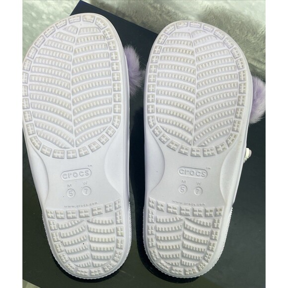 CROCS Iconic Comfort Womens Sandal Slide Purple Removeable Puff Balls Size 7 NEW - Picture 8 of 8